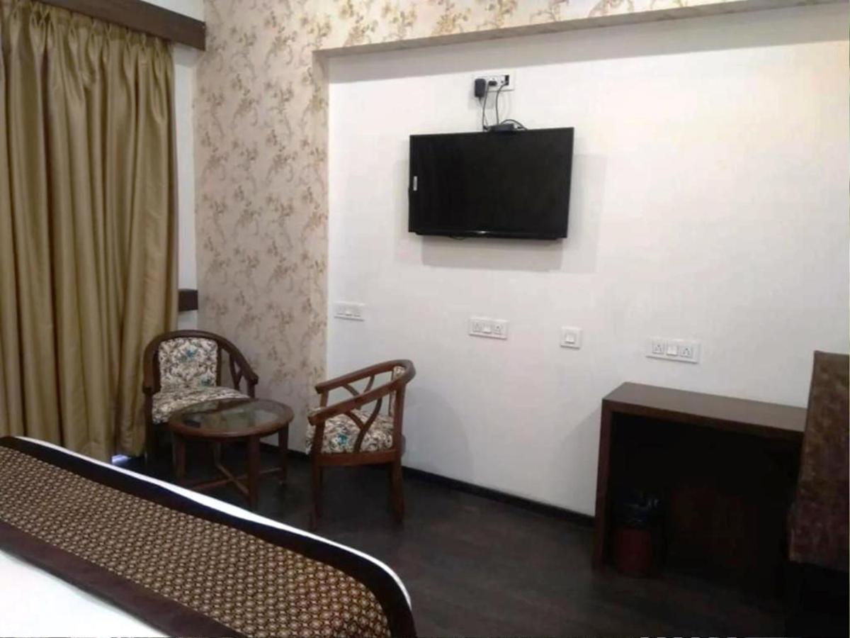 Hotel Citi Inn Grande Zirakpur Exterior foto